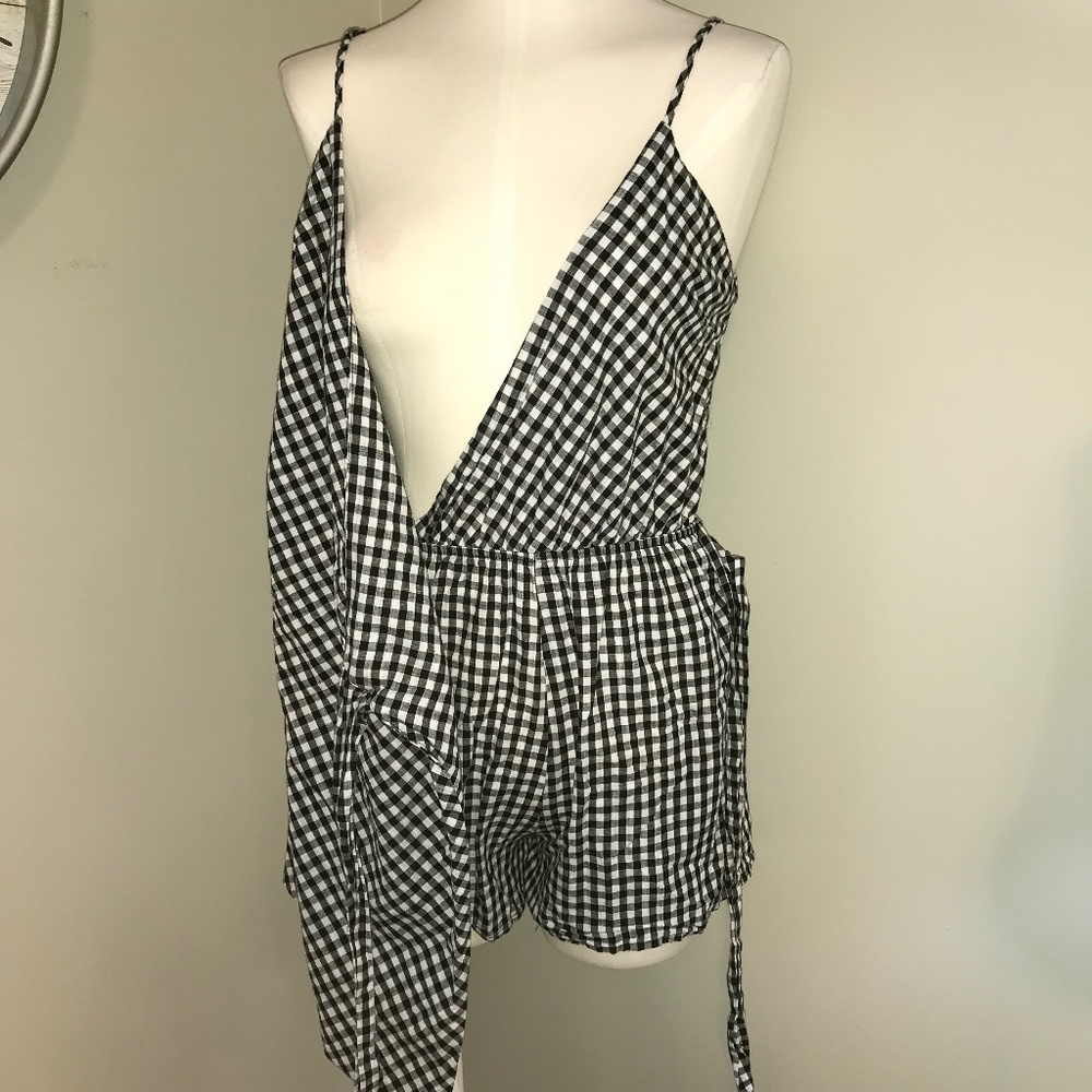 LIONESS Rougue gingham revolve romper - Picture 9 of 11